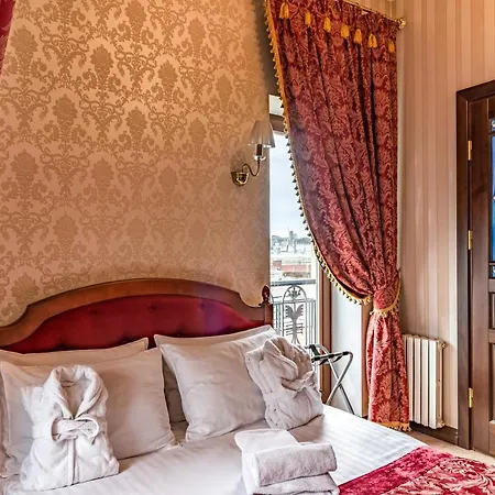 Готель Feder Boutique 4*