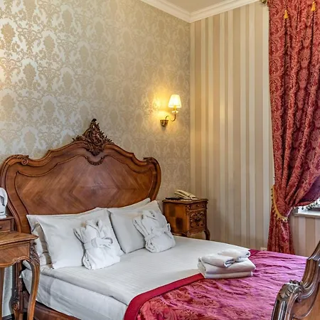 Feder Boutique 4* Lvov