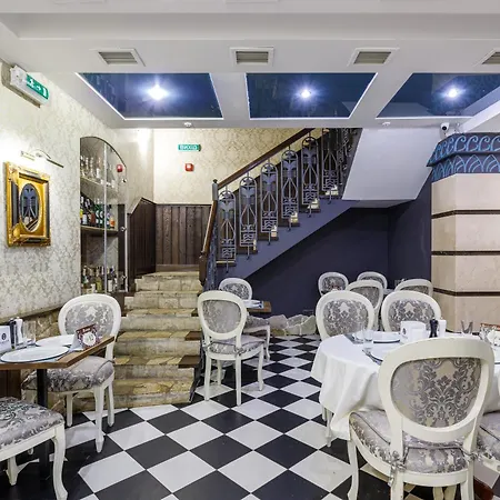 Feder Boutique 4*
