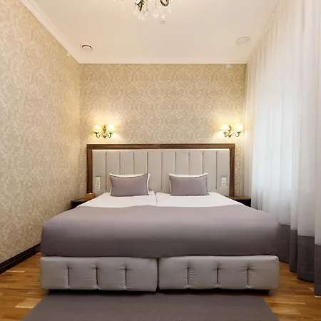 Feder Boutique Готель 4*