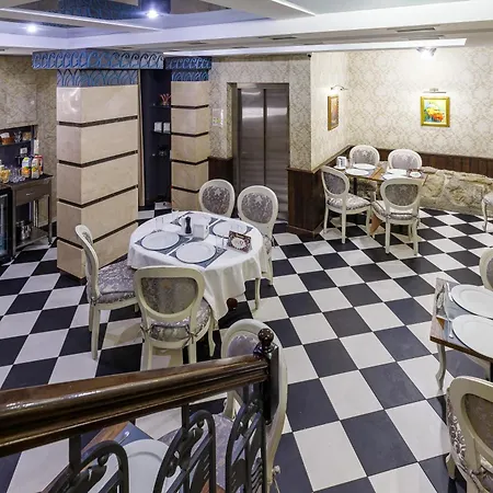 Feder Boutique 4* Lviv