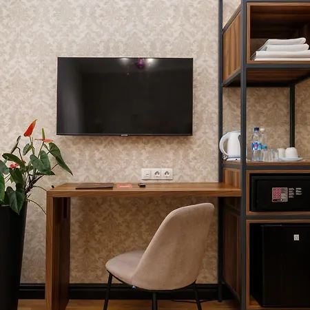 Feder Boutique 4* Lviv